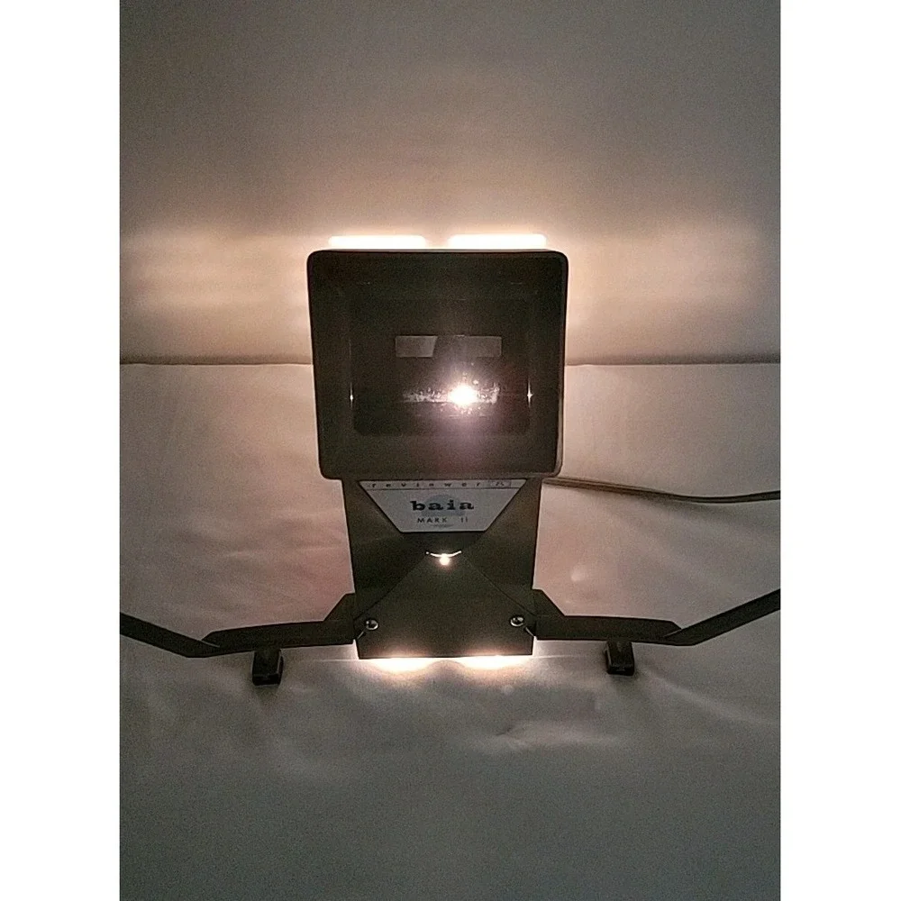 Baia Mark II Reviewer 8mm Movie Editor, Powers On But UNTESTED With Film